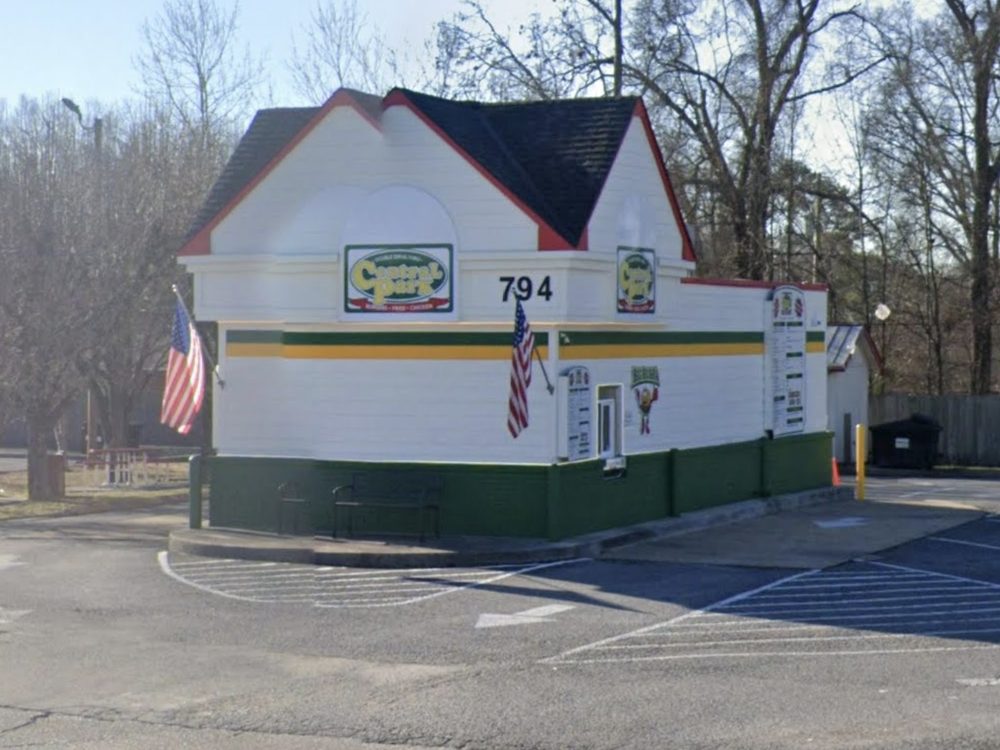 Central Park Fort Oglethorpe storefront